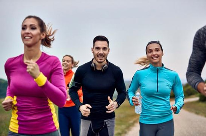 que quizás no imaginabas. No se trata de convertirte en un maratonista olímpico, sino de abrazar Los Increíbles Beneficios de Correr Diariamente