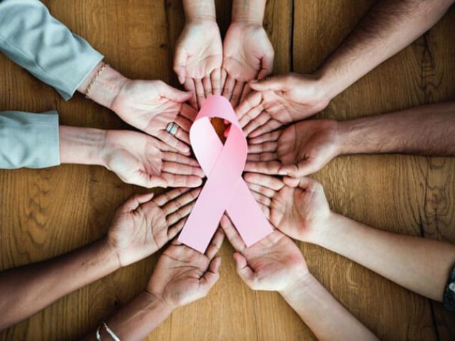 El cáncer de mama y la importancia de contar con un Seguro de Gastos Médicos Mayores